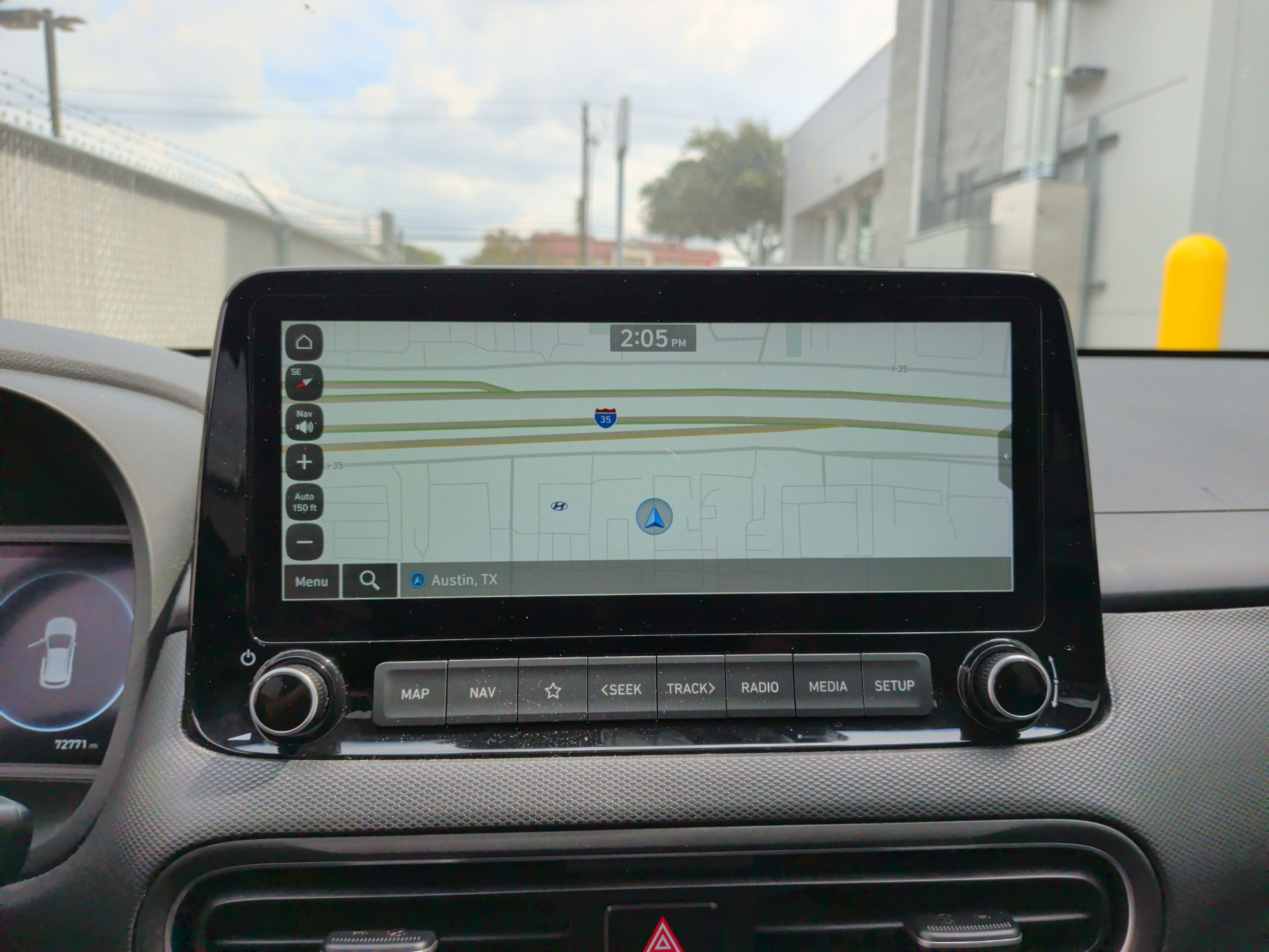 Used 2022 Hyundai Kona Limited FWD image 20