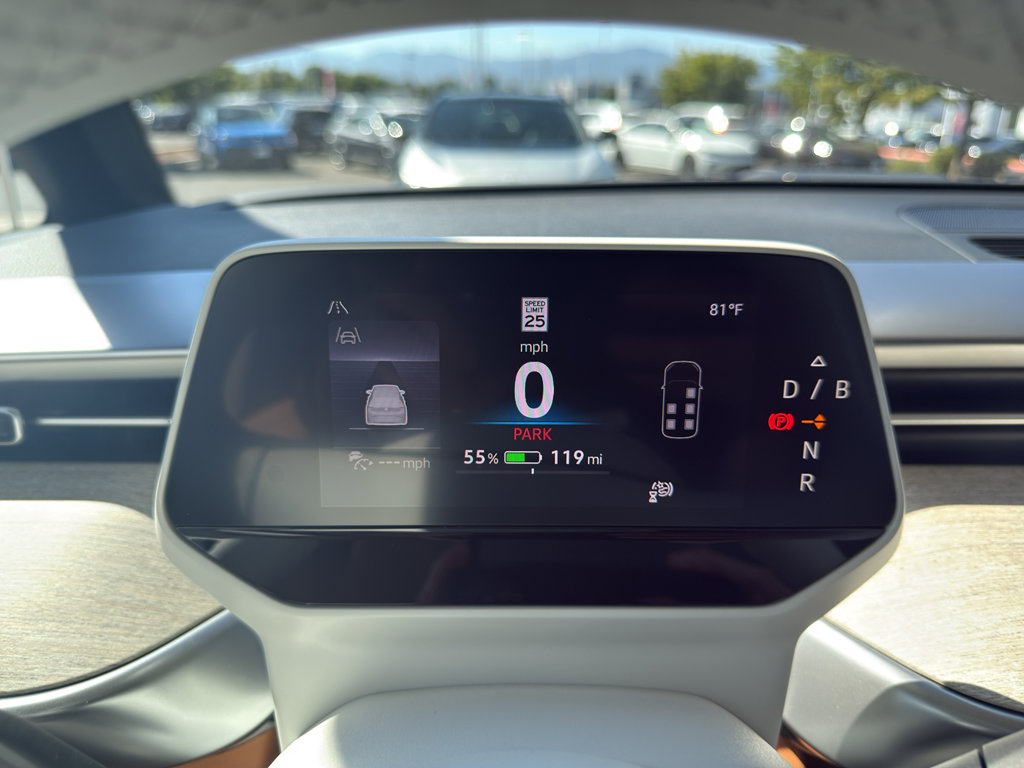 Used 2025 Volkswagen ID. Buzz 1st Edition image 10