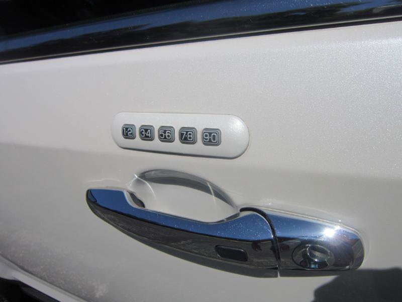 Used 2015 Lincoln MKX AWD w/ Equipment Group 102A image 27
