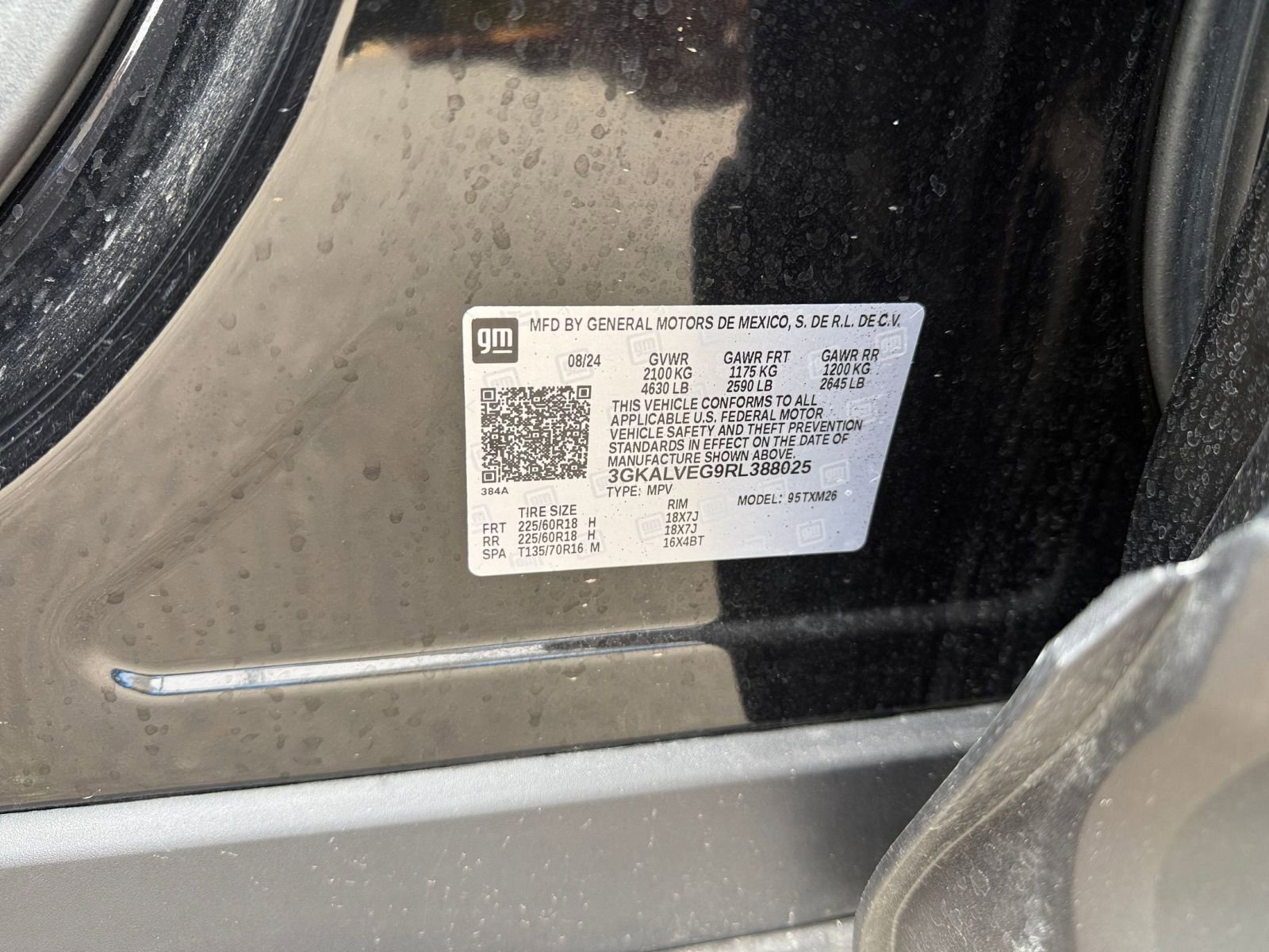 Used 2024 GMC Terrain SLT image 24