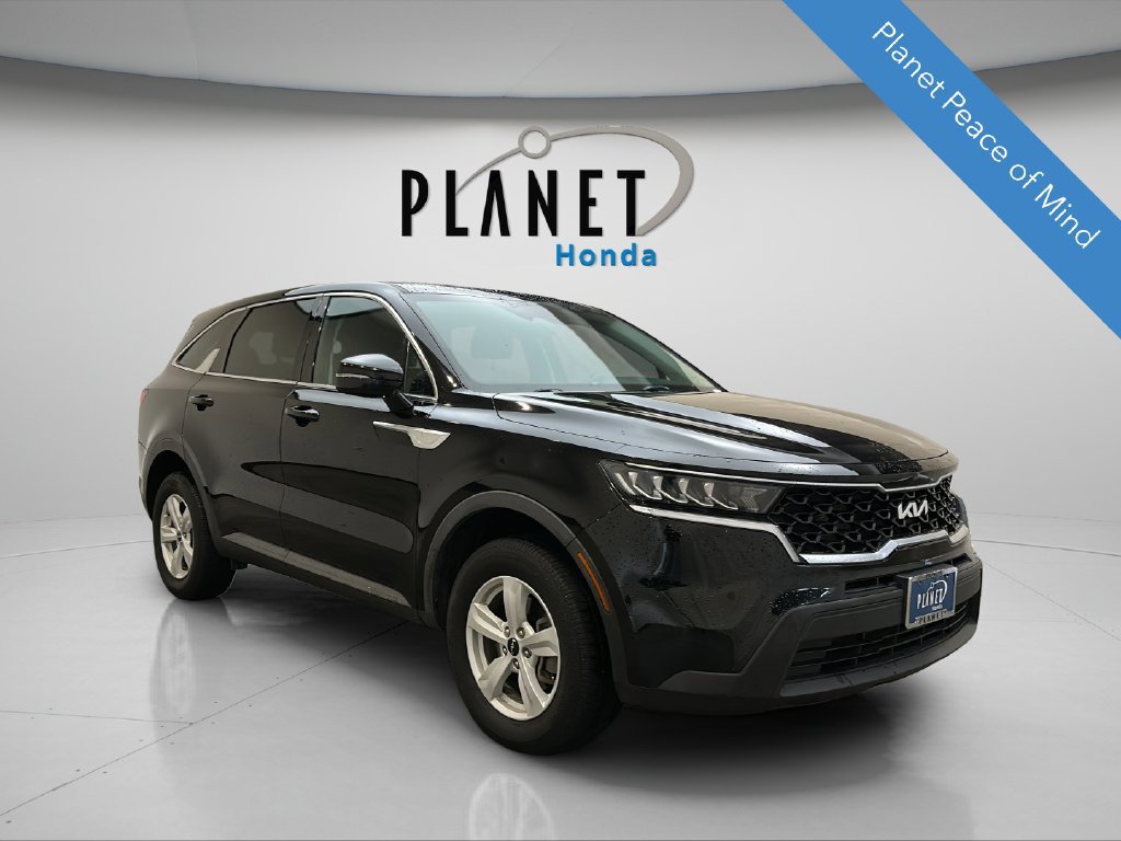 Used 2022 Kia Sorento LX