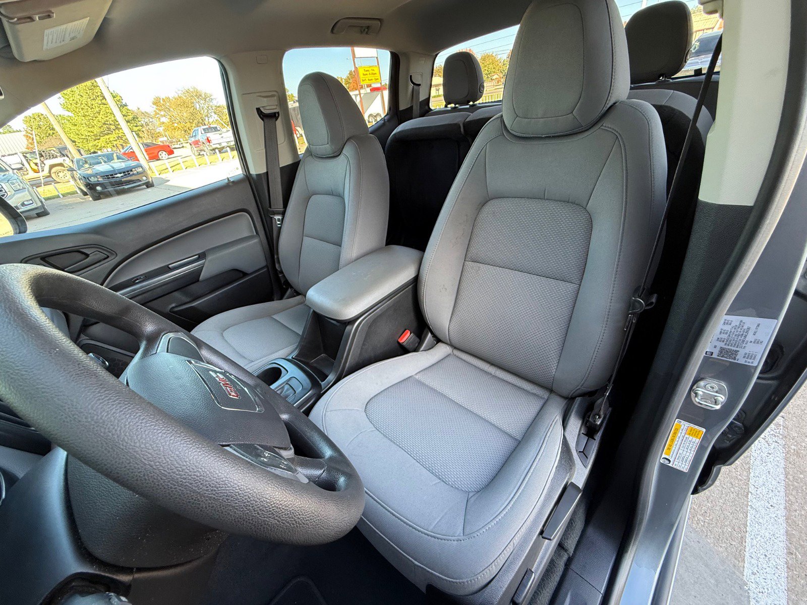 Used 2022 GMC Canyon Elevation Standard w/ Convenience Package image 10