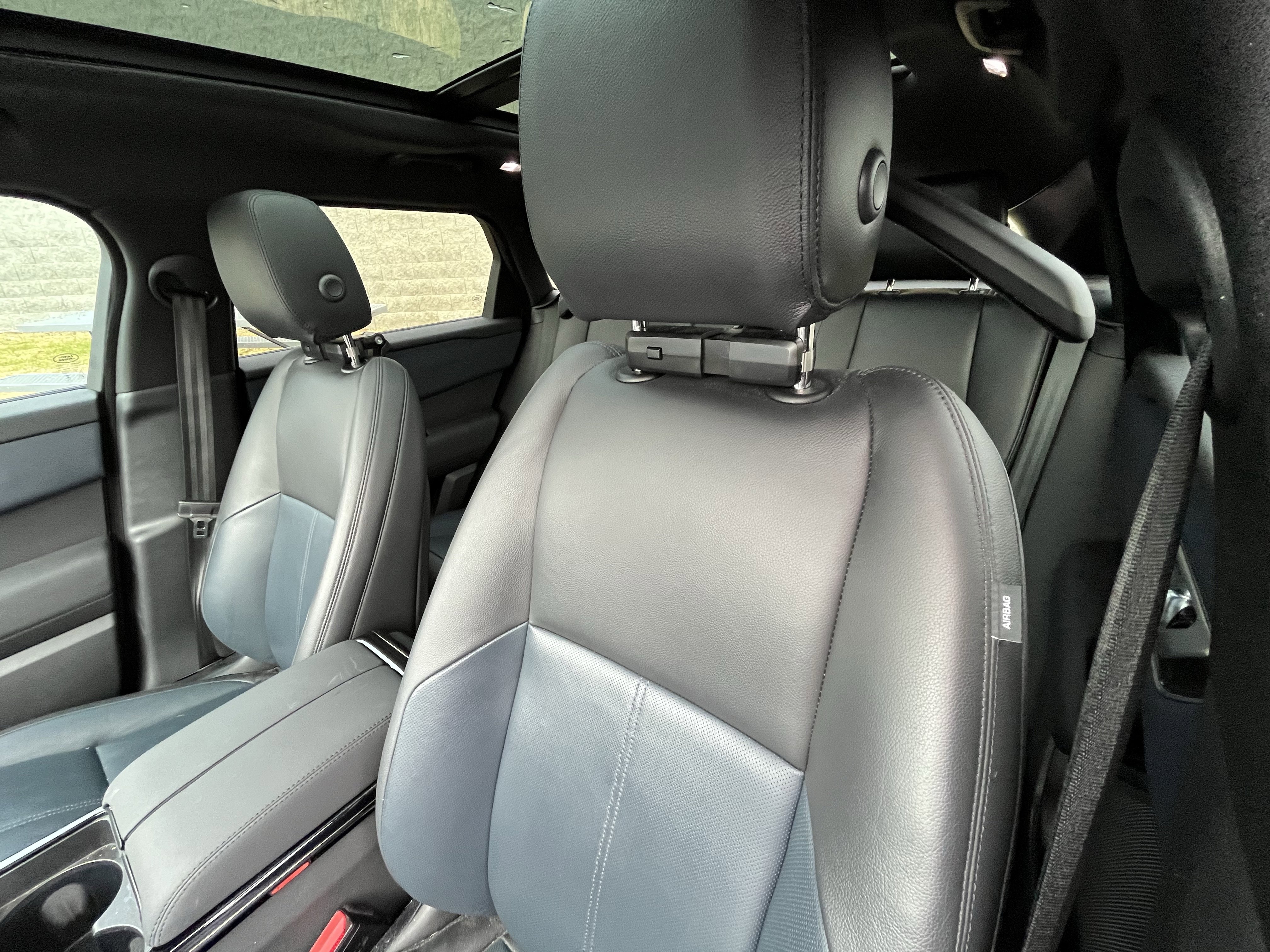 Used 2024 Land Rover Range Rover Velar Dynamic SE image 16