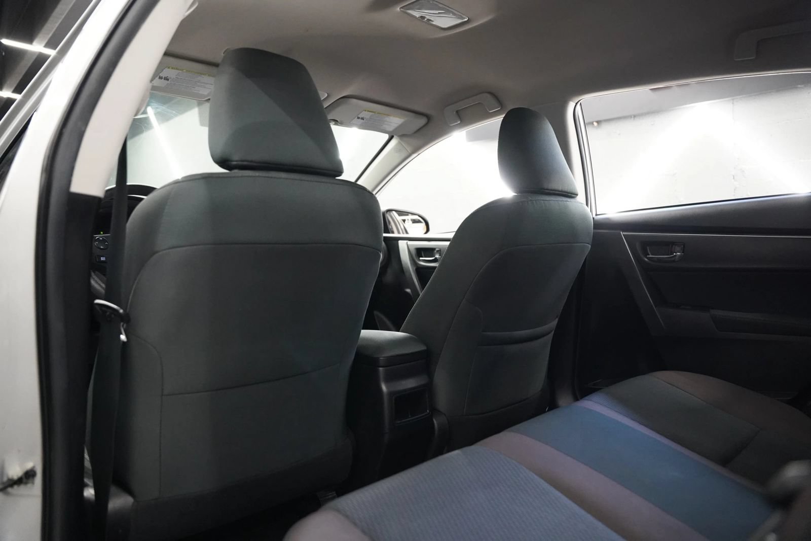 Used 2019 Toyota Corolla LE FWD image 15
