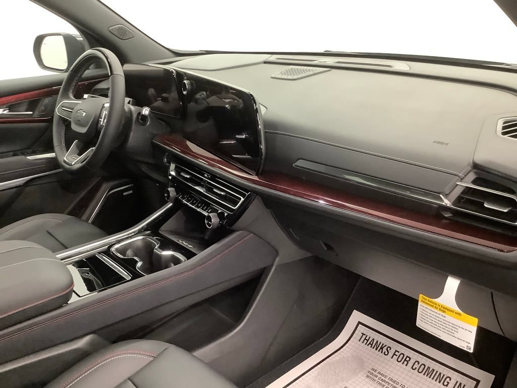New 2026 Chevrolet Traverse Z71 w/ Enhanced Driving Package AWD/4WD image 31