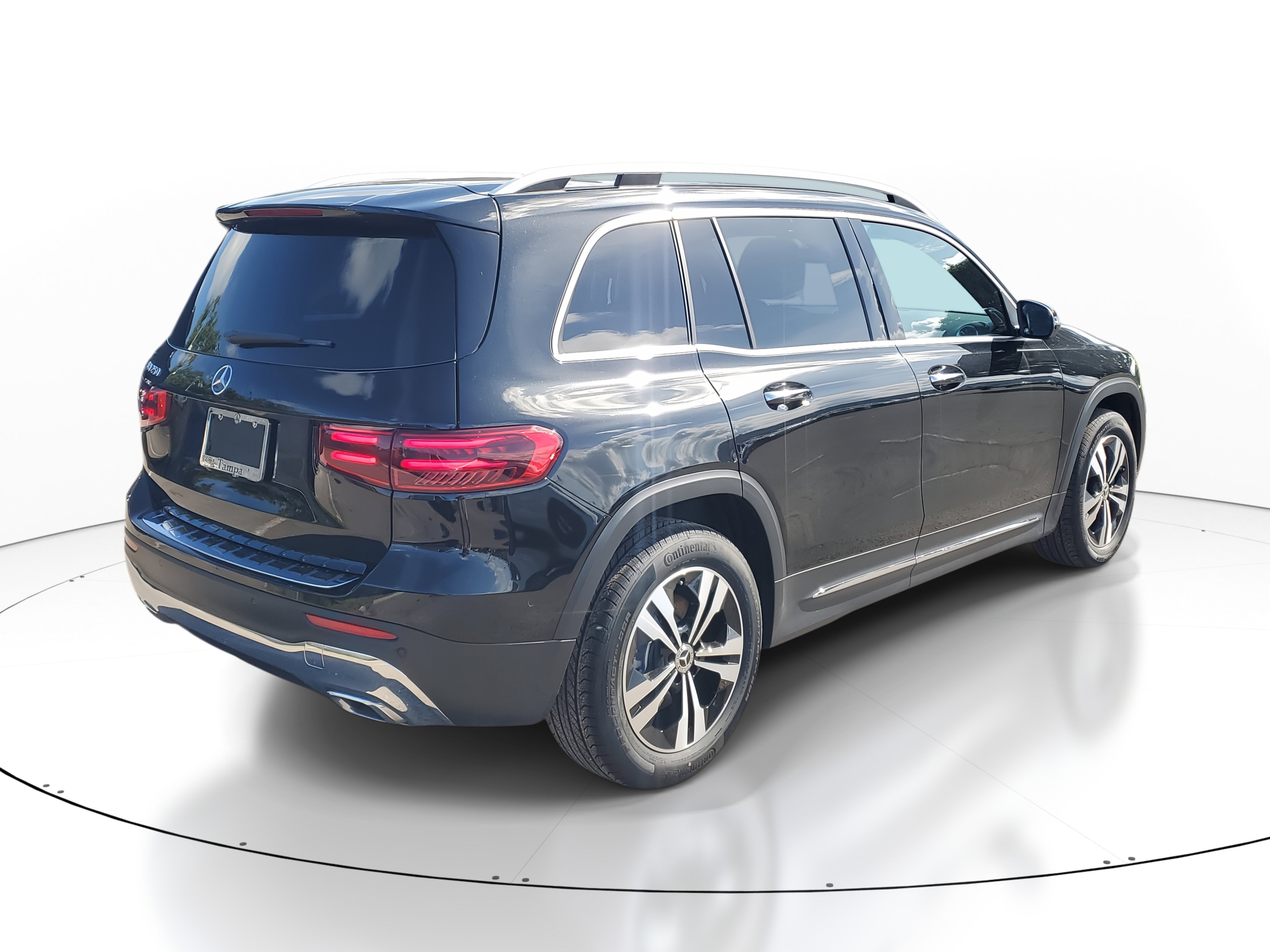 Certified 2025 Mercedes-Benz GLB 250 image 4