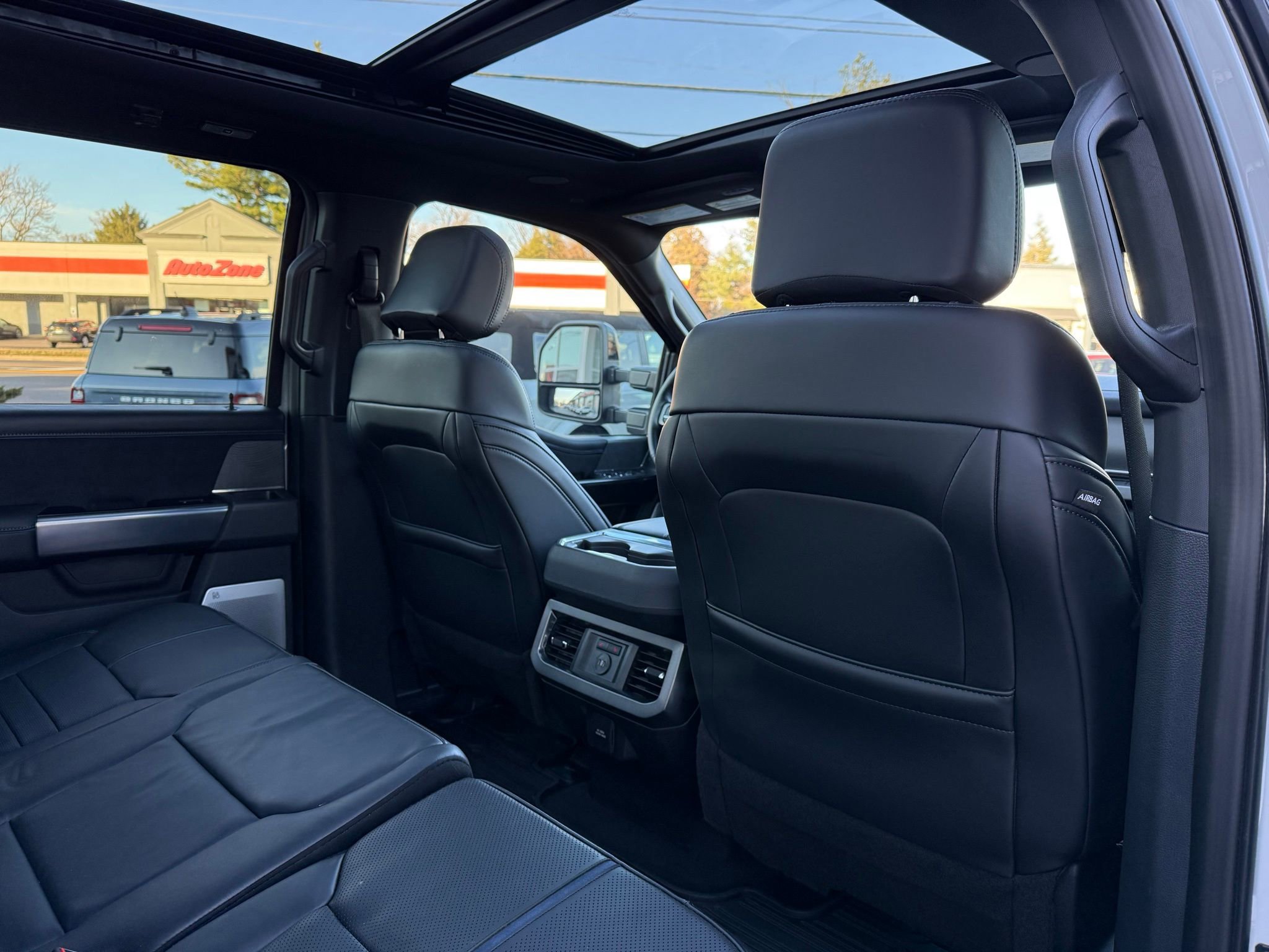 Used 2025 Ford F250 Platinum image 44