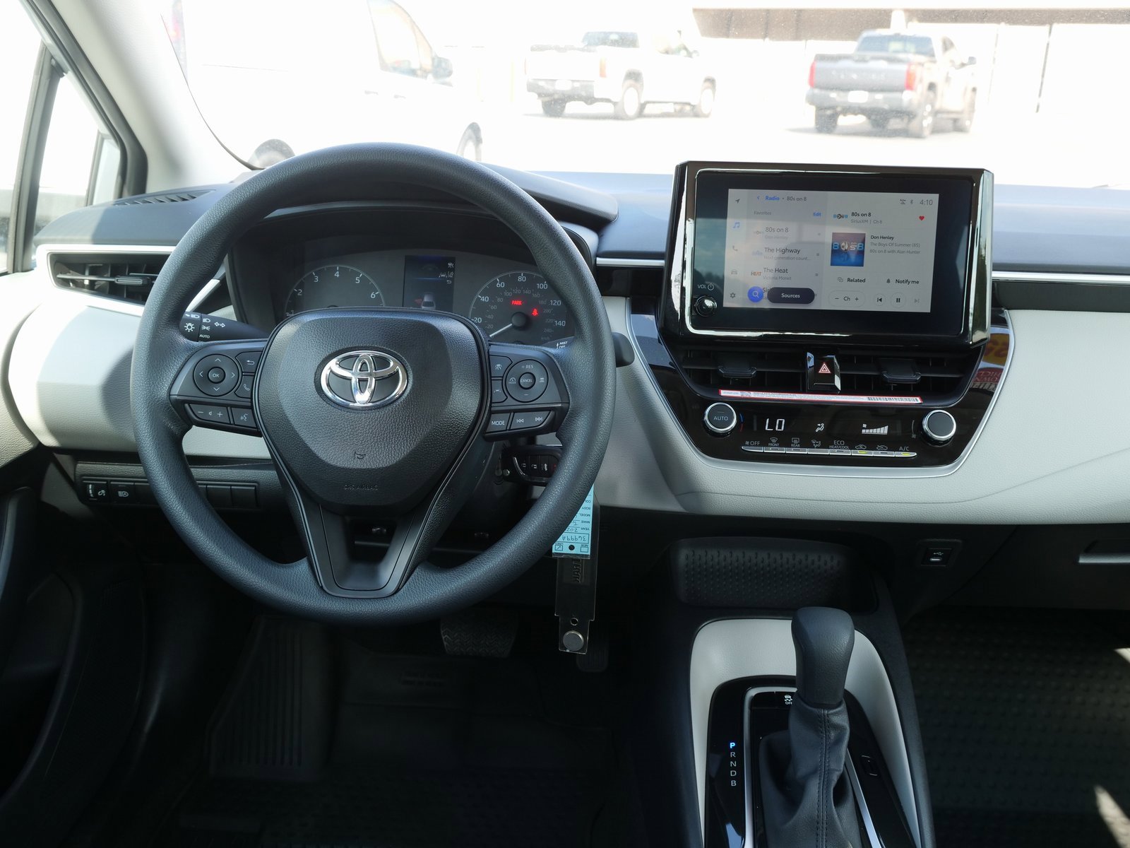 Used 2025 Toyota Corolla LE image 20