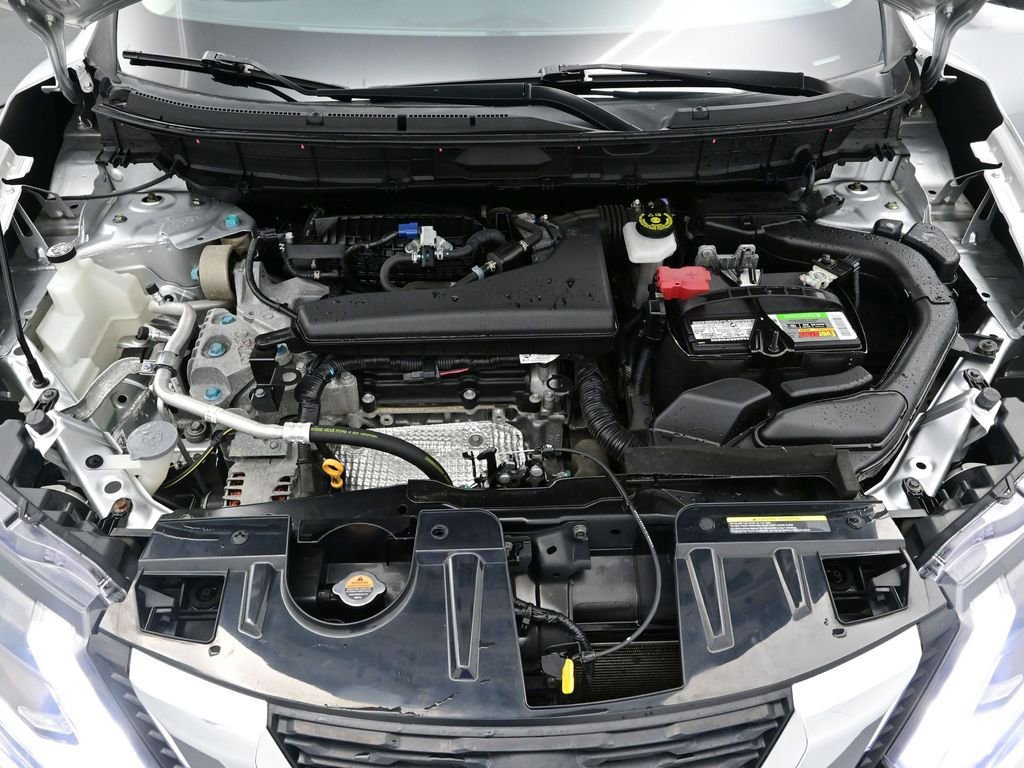 Used 2019 Nissan Rogue SV image 12