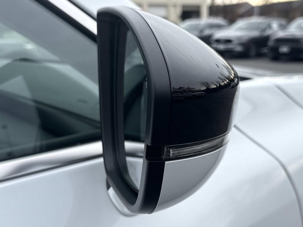 New 2026 INFINITI QX60 Luxe image 27