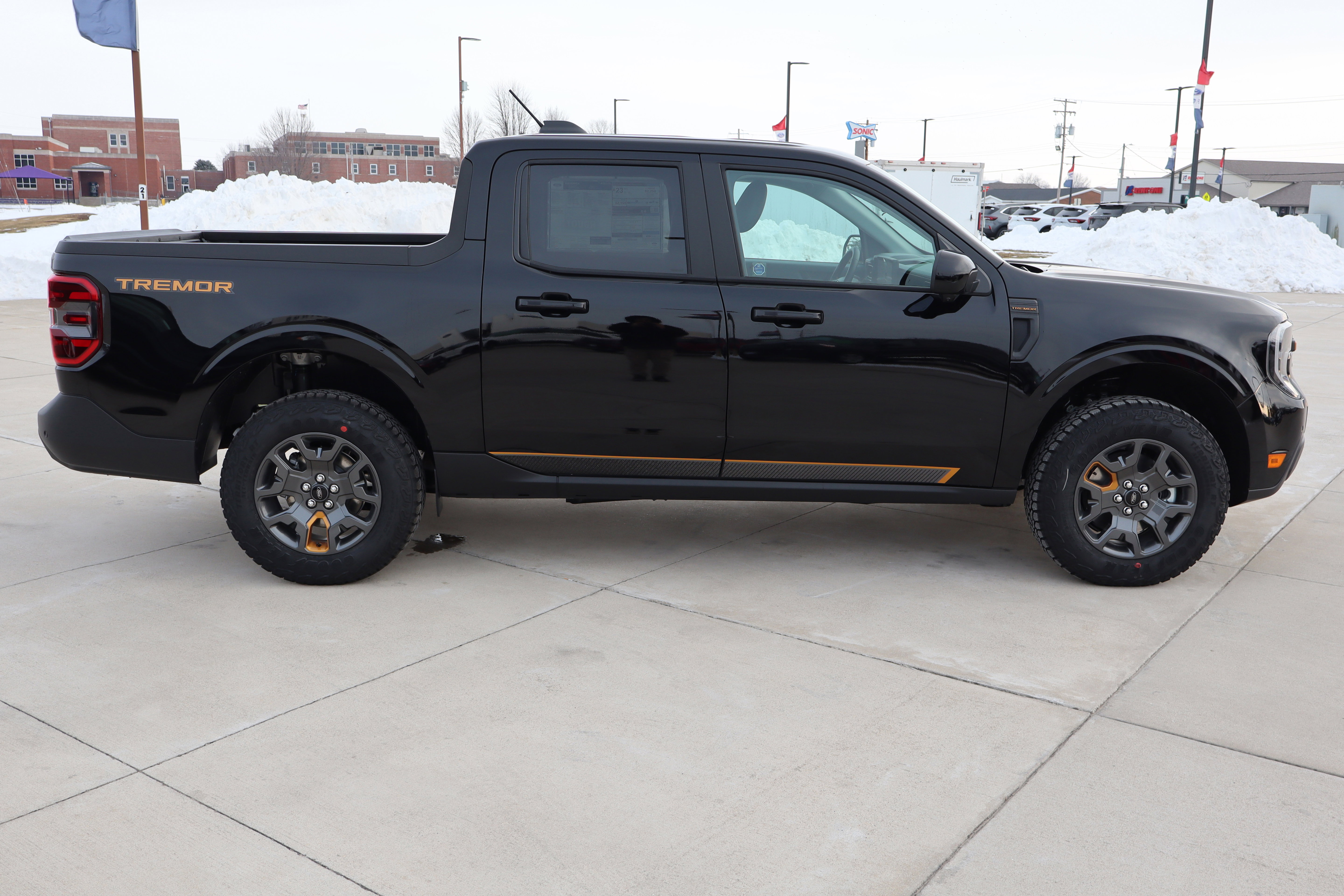 New 2026 Ford Maverick Tremor image 4