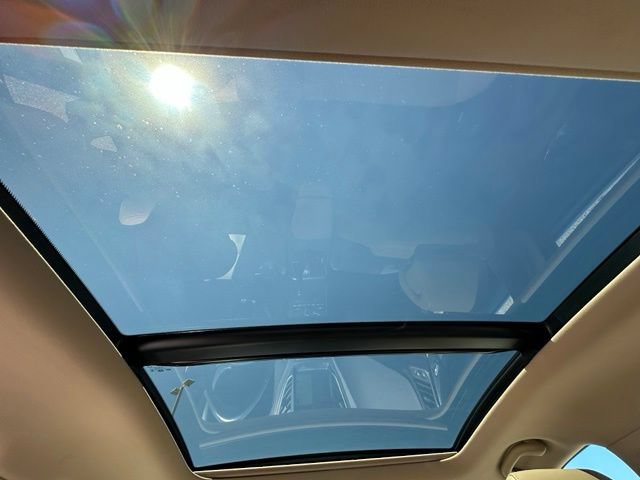 Used 2016 Hyundai Azera Limited FWD image 13