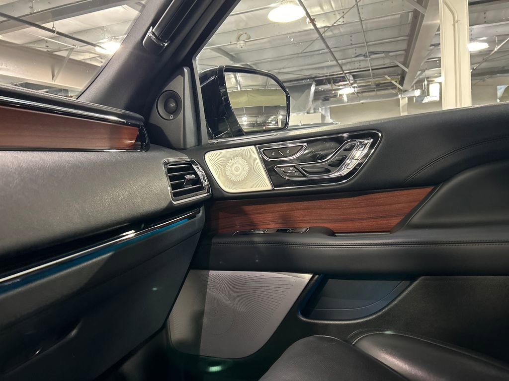 Certified 2023 Lincoln Navigator Reserve image 19