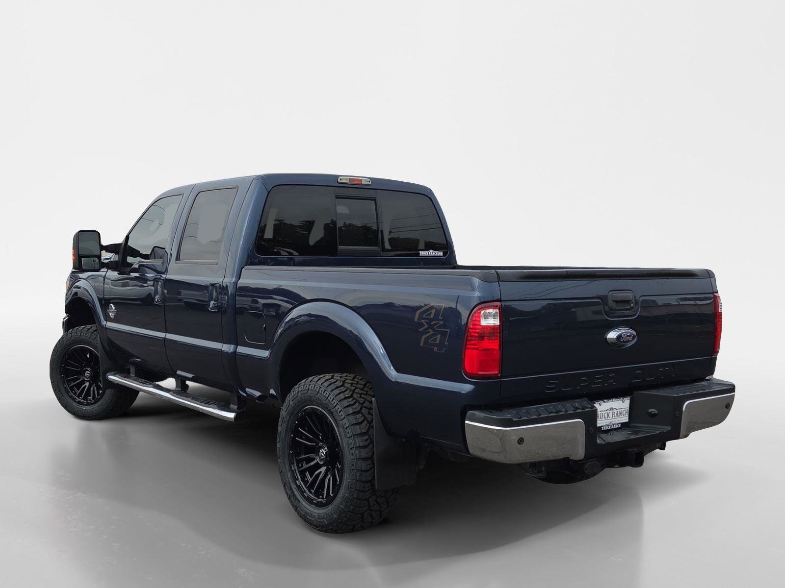 Used 2016 Ford F350 Lariat image 5