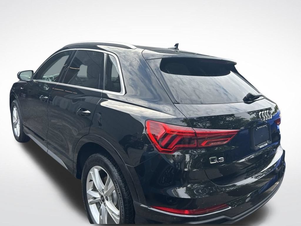 Used 2024 Audi Q3 2.0T Premium Plus AWD/4WD image 3