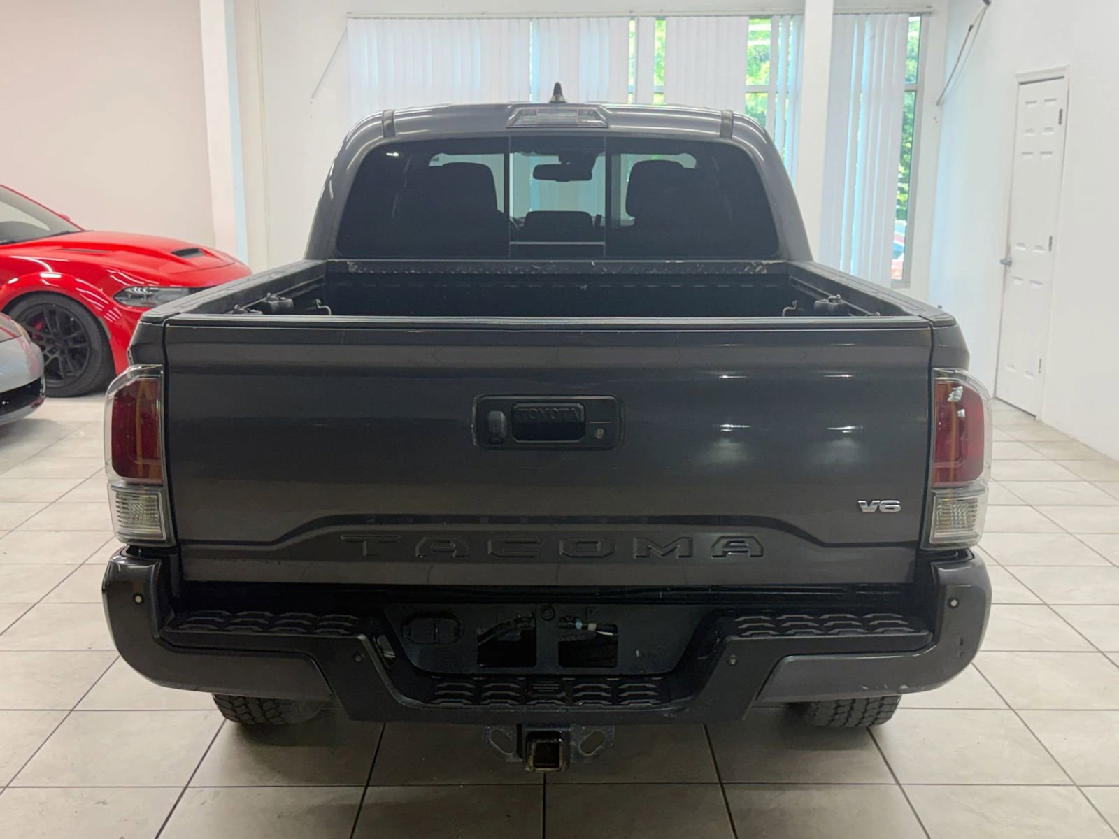 Used 2021 Toyota Tacoma TRD Sport w/ Technology Package AWD/4WD image 8