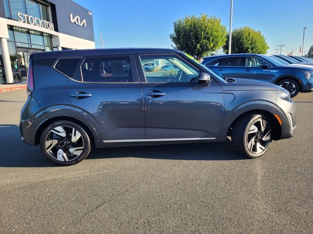 Used 2023 Kia Soul GT-Line FWD image 3