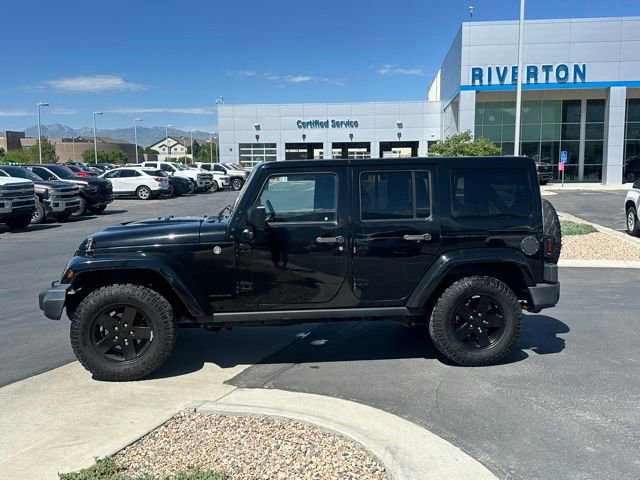 Used 2015 Jeep Wrangler Unlimited Sahara AWD/4WD image 20