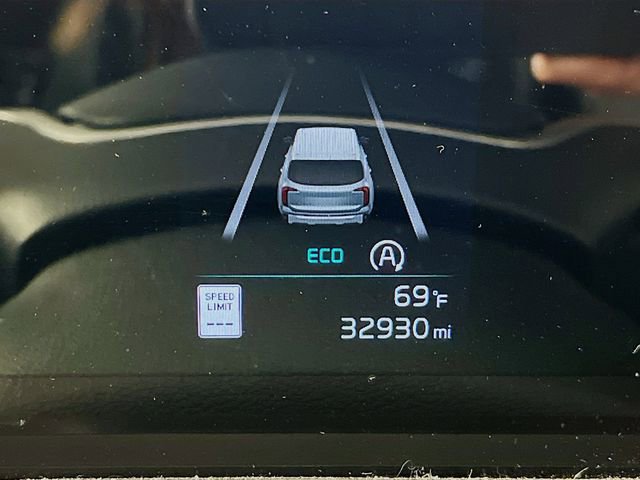 Used 2023 Kia Telluride S w/ S Sunroof Package image 9