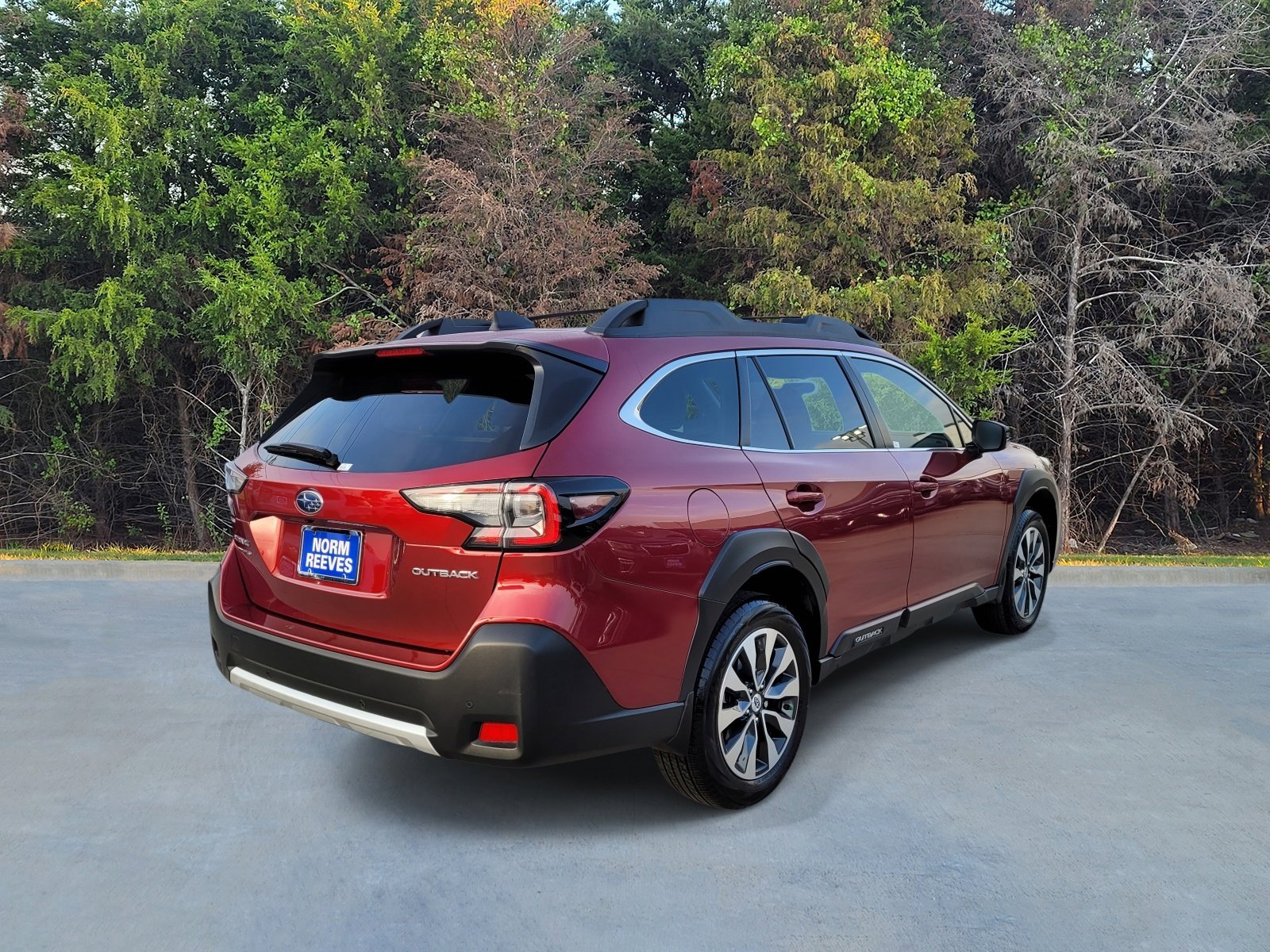 Certified 2025 Subaru Outback Limited image 17