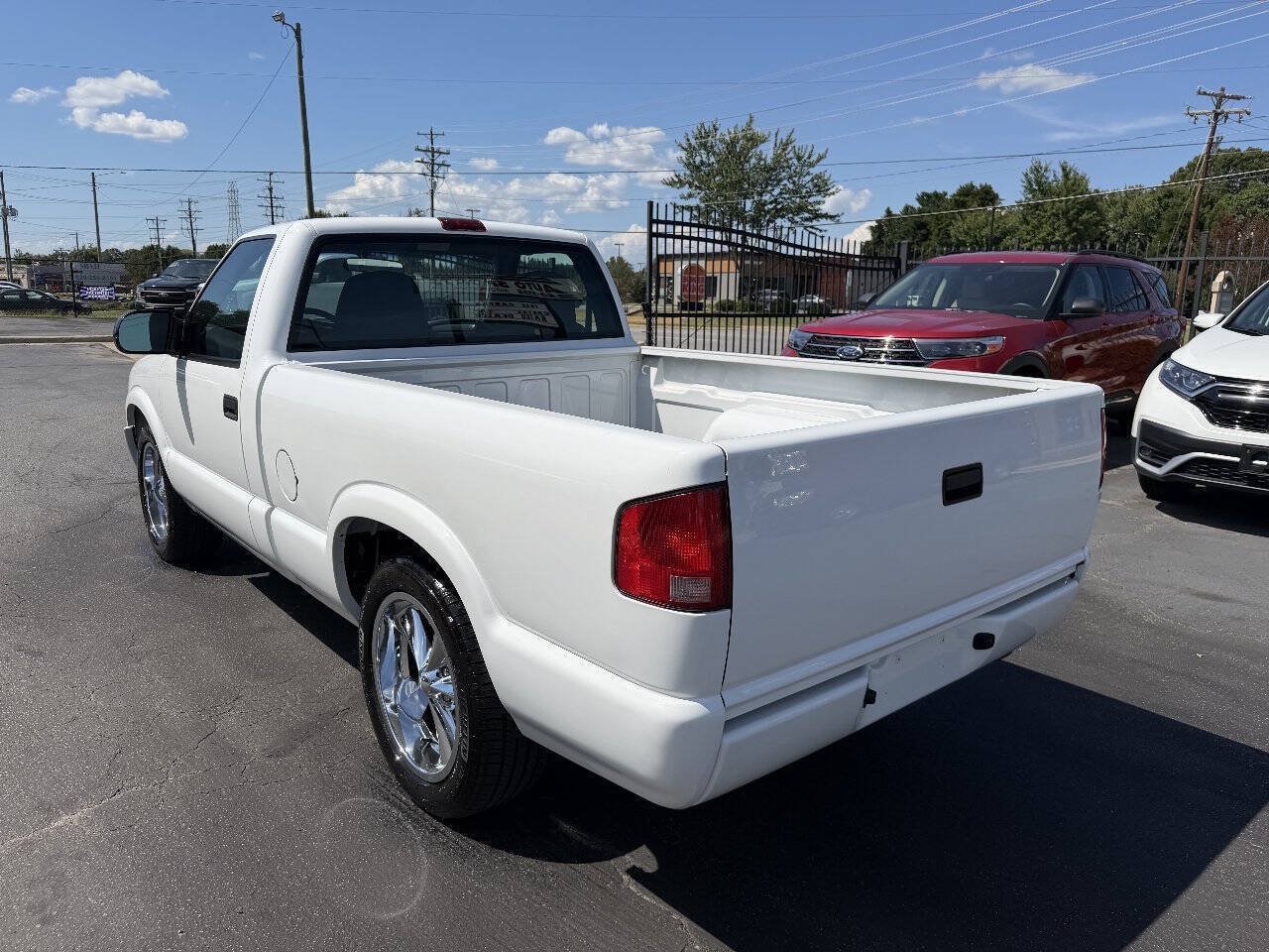 Used 2003 GMC Sonoma SL w/ Convenience Package RWD image 7