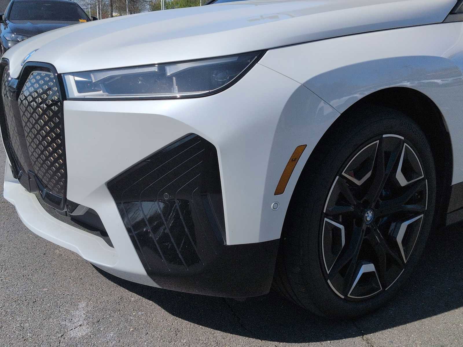 Used 2025 BMW iX M60 image 11