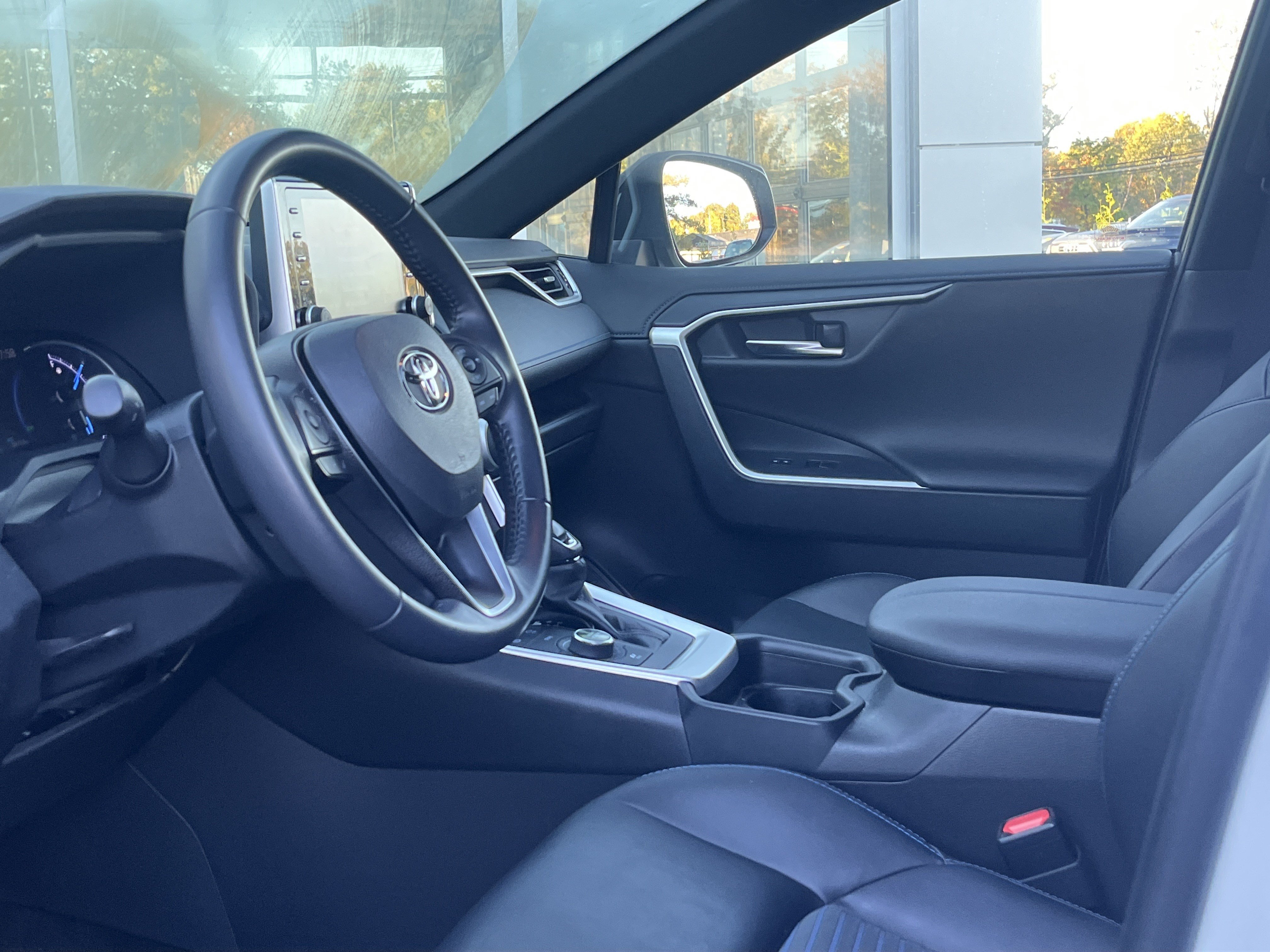 Certified 2019 Toyota RAV4 XSE AWD/4WD image 5