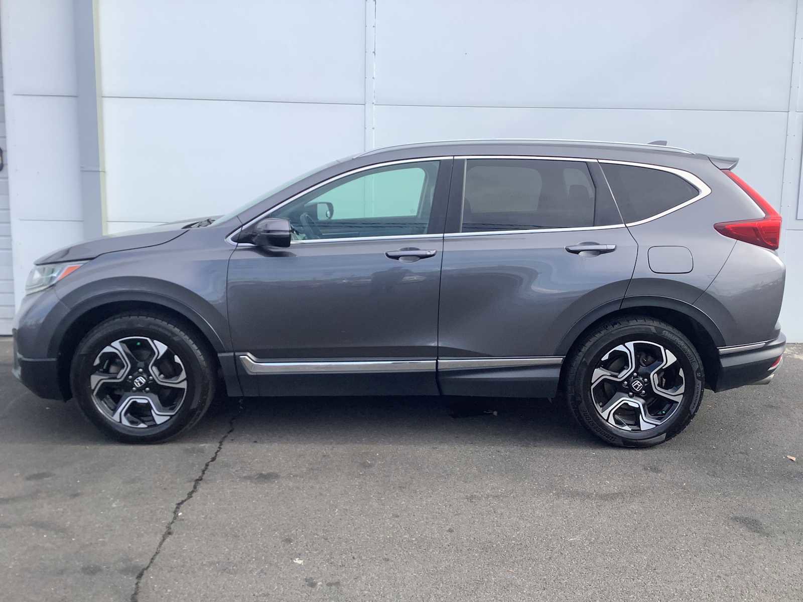 Certified 2017 Honda CR-V Touring image 2