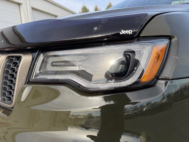 Used 2016 Jeep Grand Cherokee Limited 75th Anniversary image 12