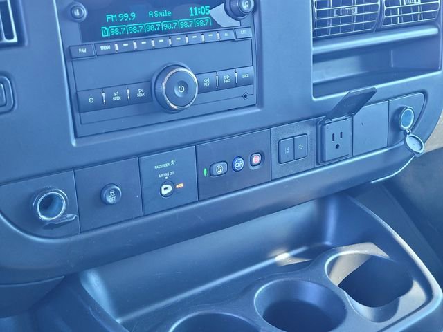 Used 2024 Chevrolet Express 3500 LT w/ LT Preferred Equipment Group image 18