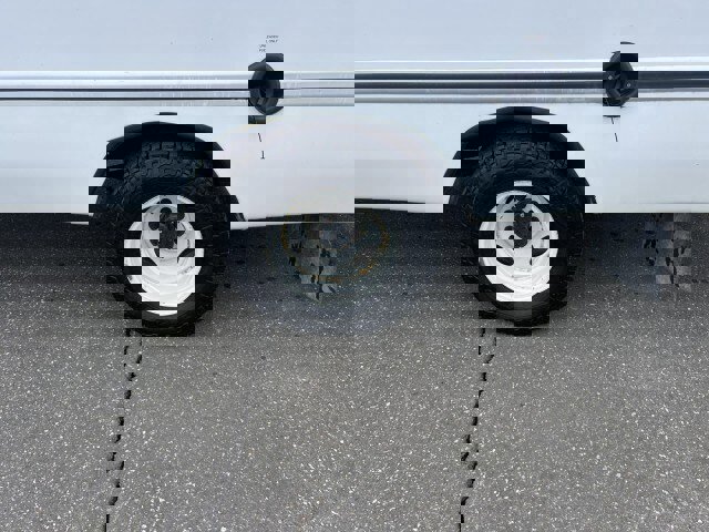 Used 2015 Ford E-350 and Econoline 350 Super Duty image 8