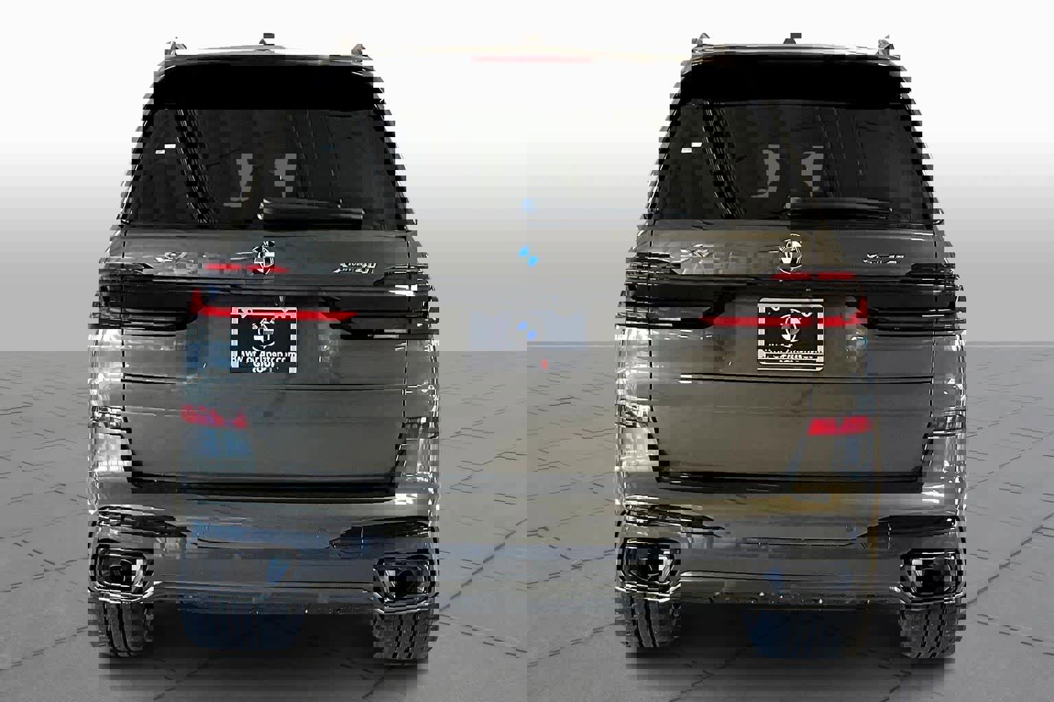 New 2026 BMW X7 xDrive40i w/ M Sport Package image 4