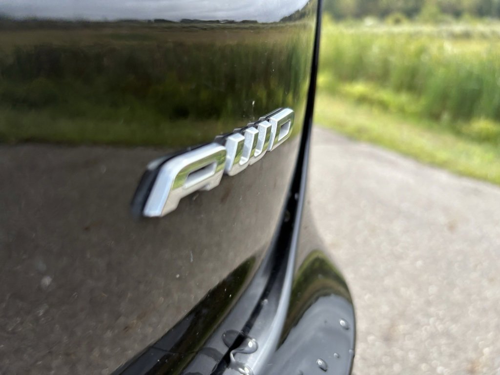 Used 2024 Ford Edge Titanium image 10