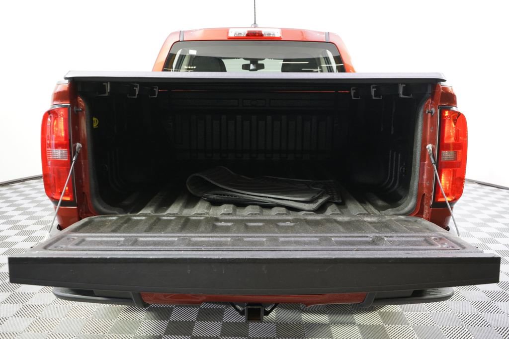 Used 2015 Chevrolet Colorado Z71 AWD/4WD image 19