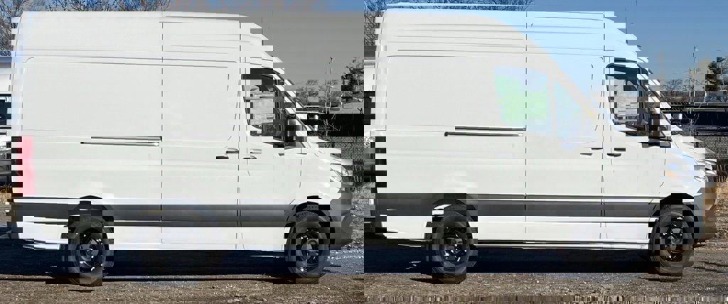 New 2025 Mercedes-Benz Sprinter 2500 image 3