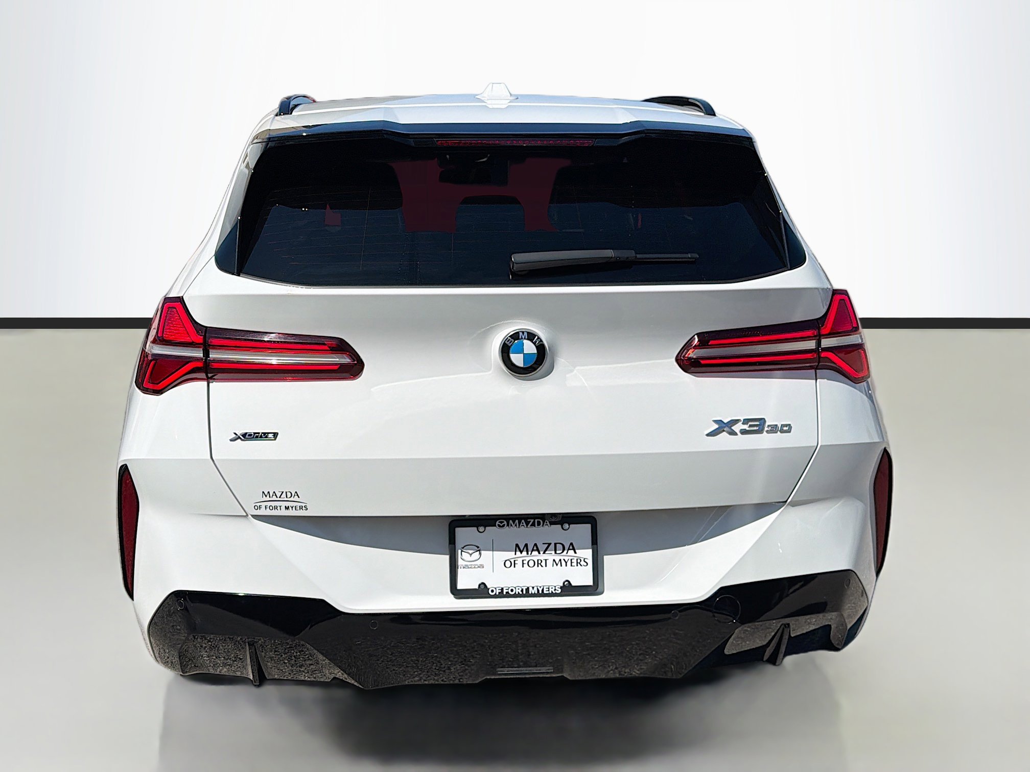 Used 2025 BMW X3 xDrive30i image 4