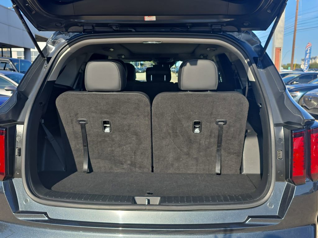 Used 2023 Kia Sorento S w/ Panoramic Sunroof Package image 13