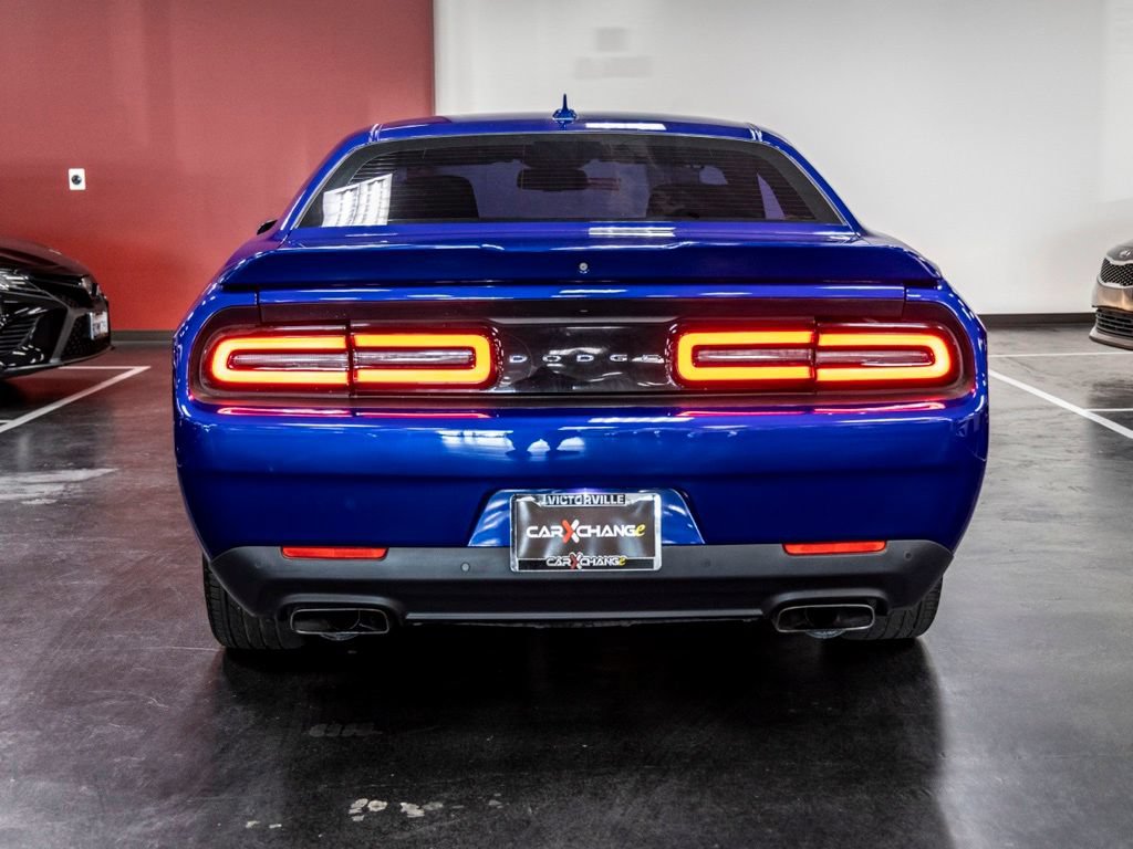 Used 2019 Dodge Challenger R/T RWD image 6