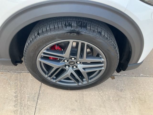 Used 2025 Ford Explorer ST image 35