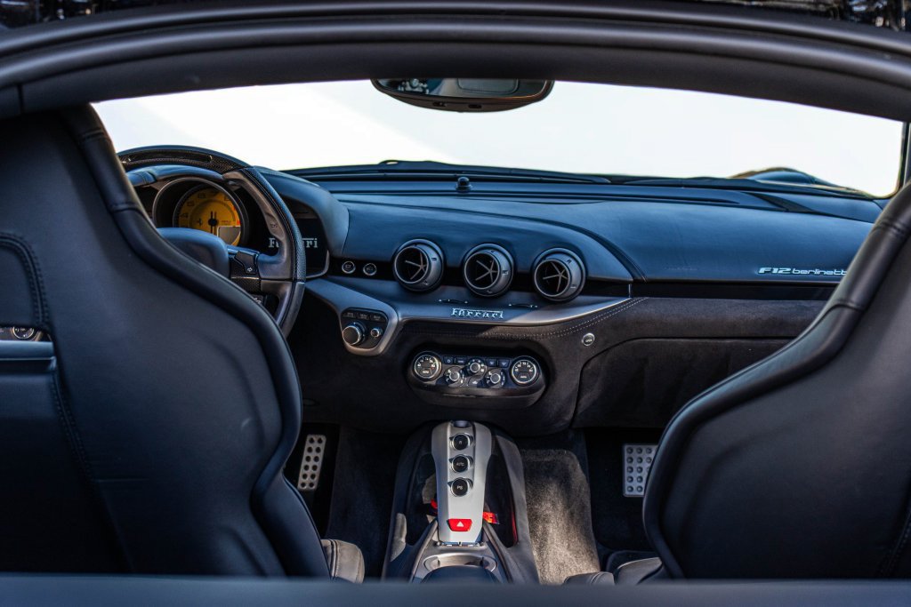 Used 2014 Ferrari F12 Berlinetta RWD image 22