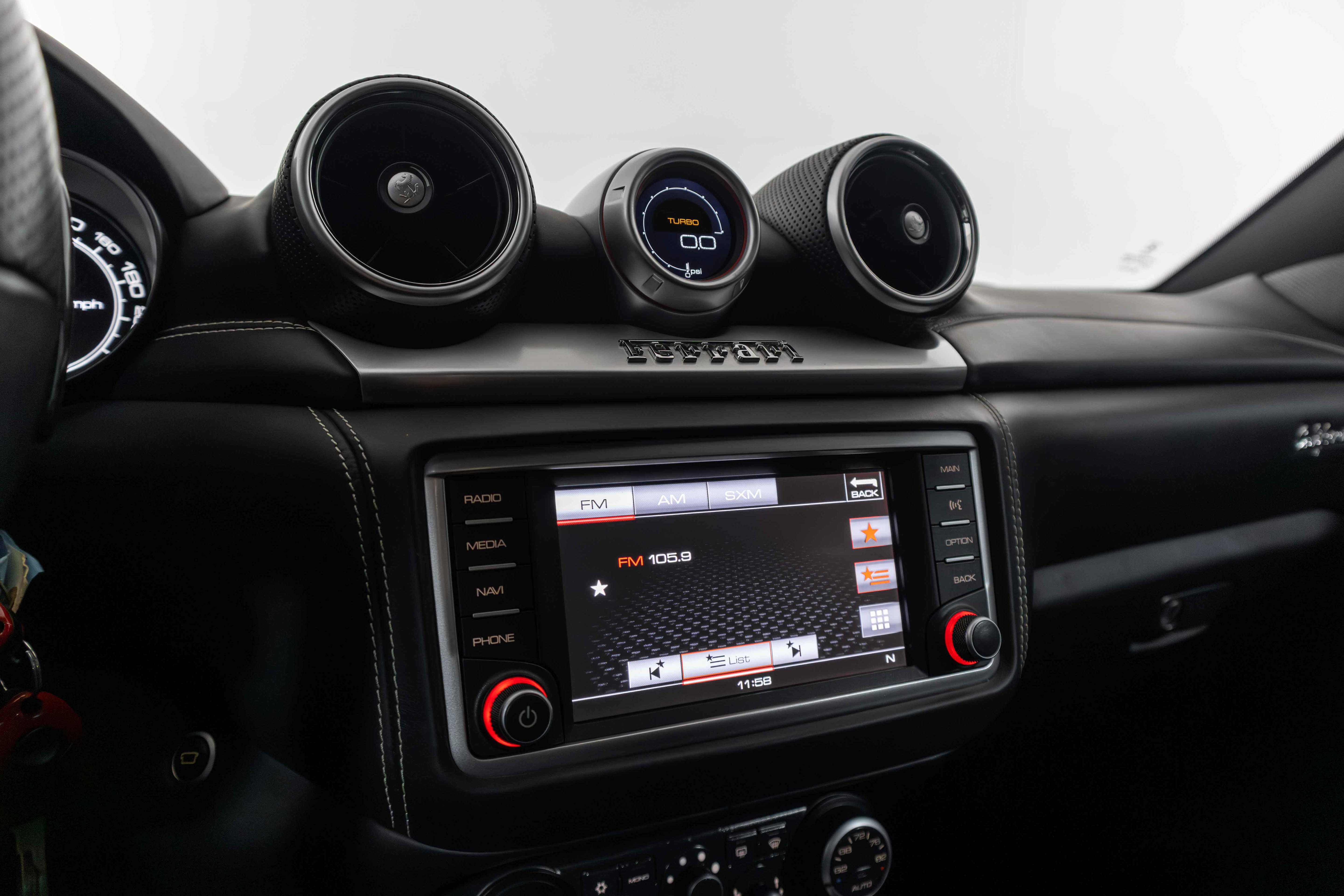 Certified 2016 Ferrari California T image 34