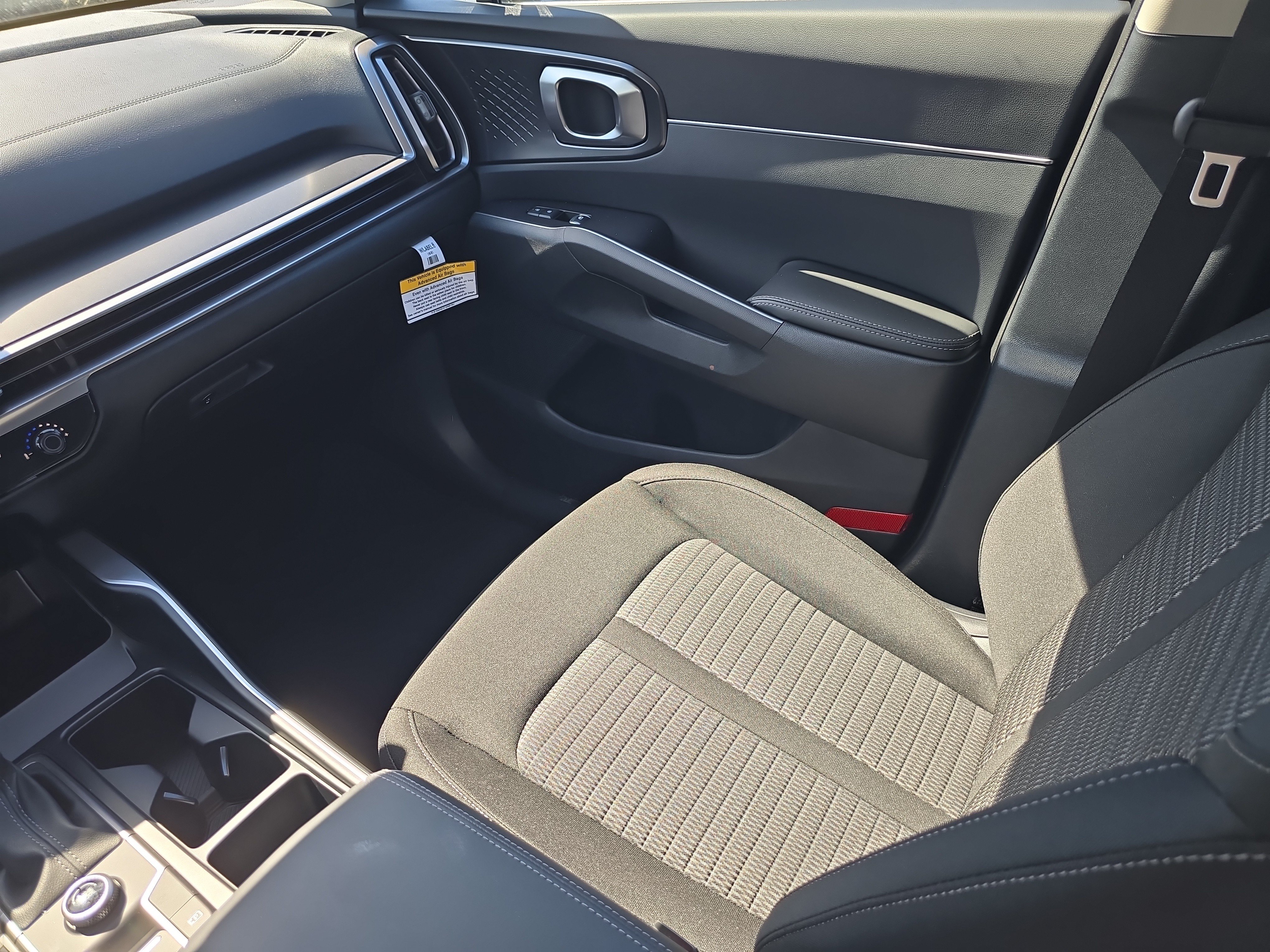 New 2026 Kia Sorento LX FWD image 15