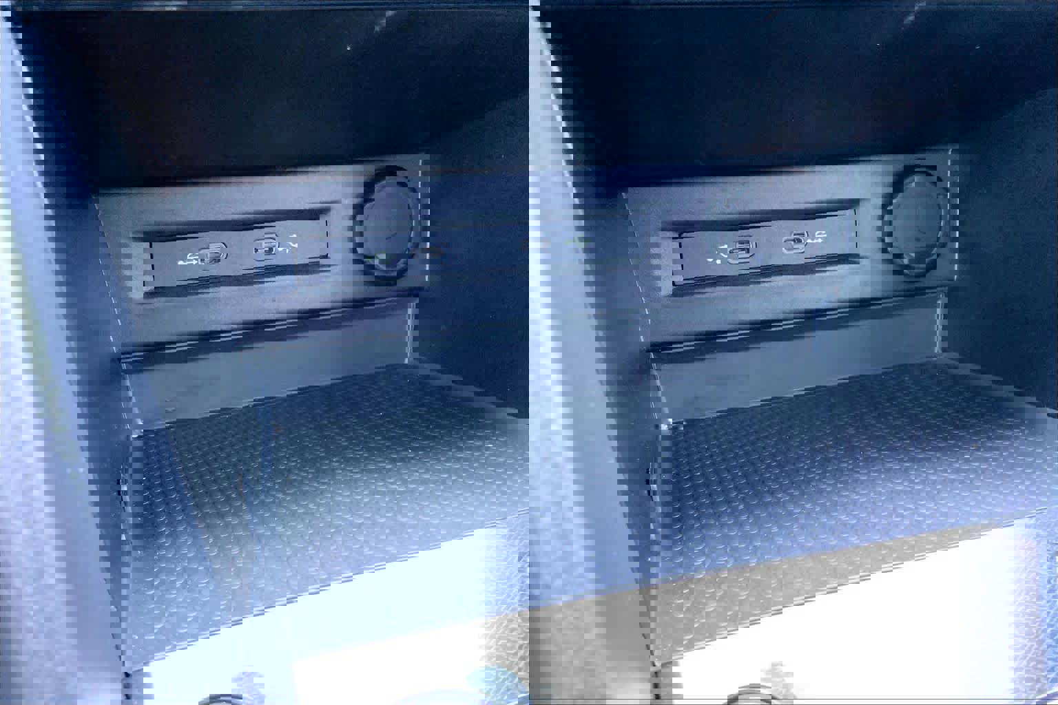 Used 2025 Volkswagen Taos S AWD/4WD image 34