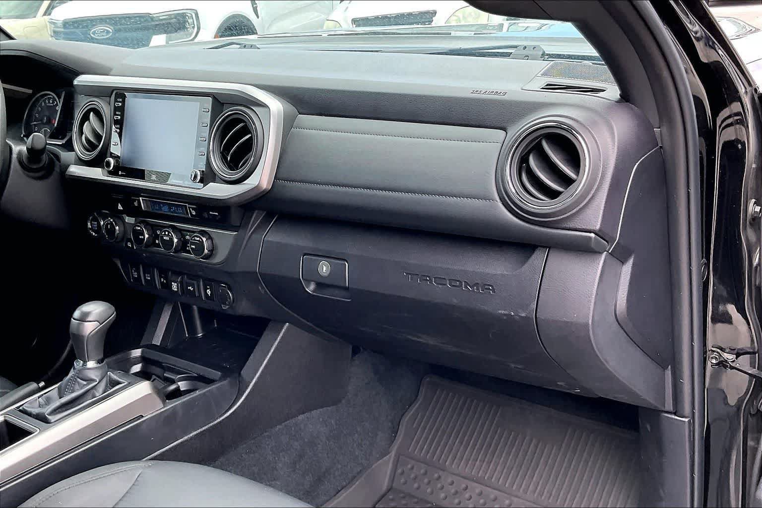 Used 2023 Toyota Tacoma Limited w/ Nightshade Package AWD/4WD image 23
