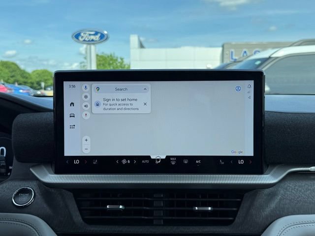 Used 2025 Ford Explorer Platinum w/ LUX Leather Package AWD/4WD image 3