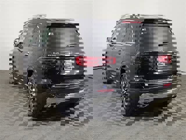 Used 2025 Mercedes-Benz GLB 250 GLB 250 image 3