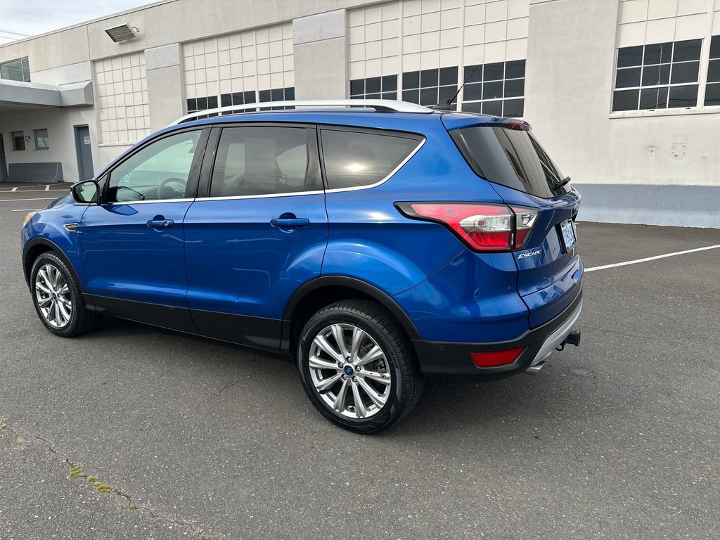 Used 2018 Ford Escape Titanium AWD/4WD image 4