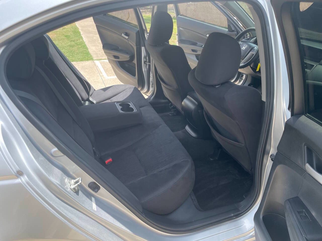 Used 2012 Honda Accord LX image 19