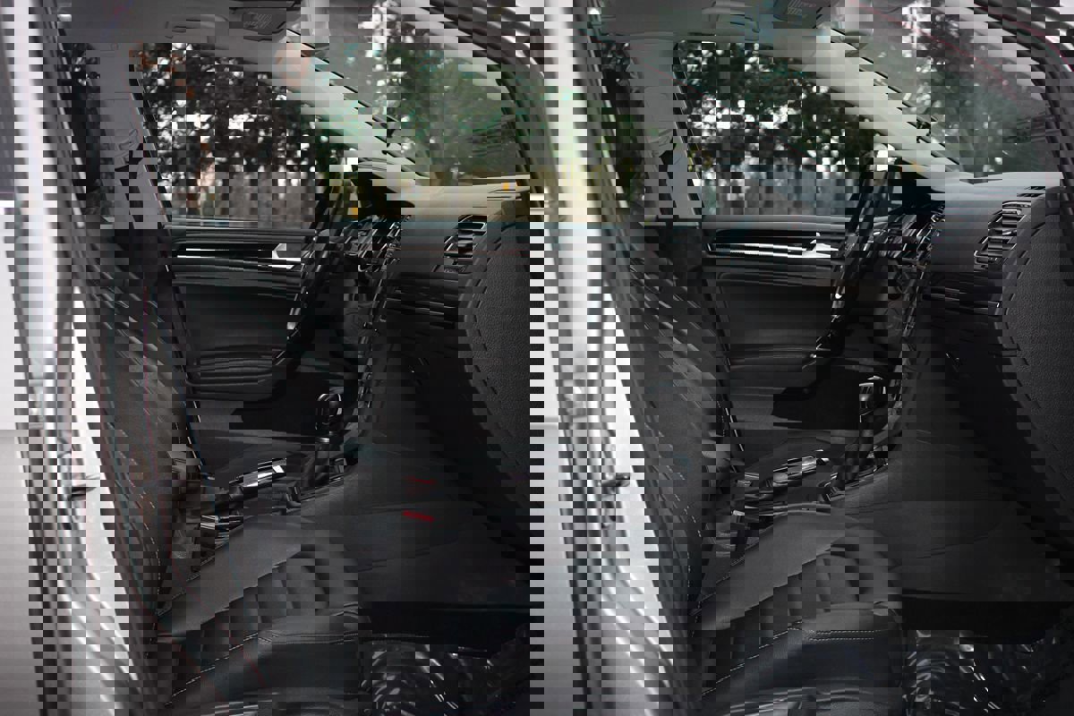 Used 2016 Volkswagen Golf SEL w/ Lighting Package (SEL) image 22