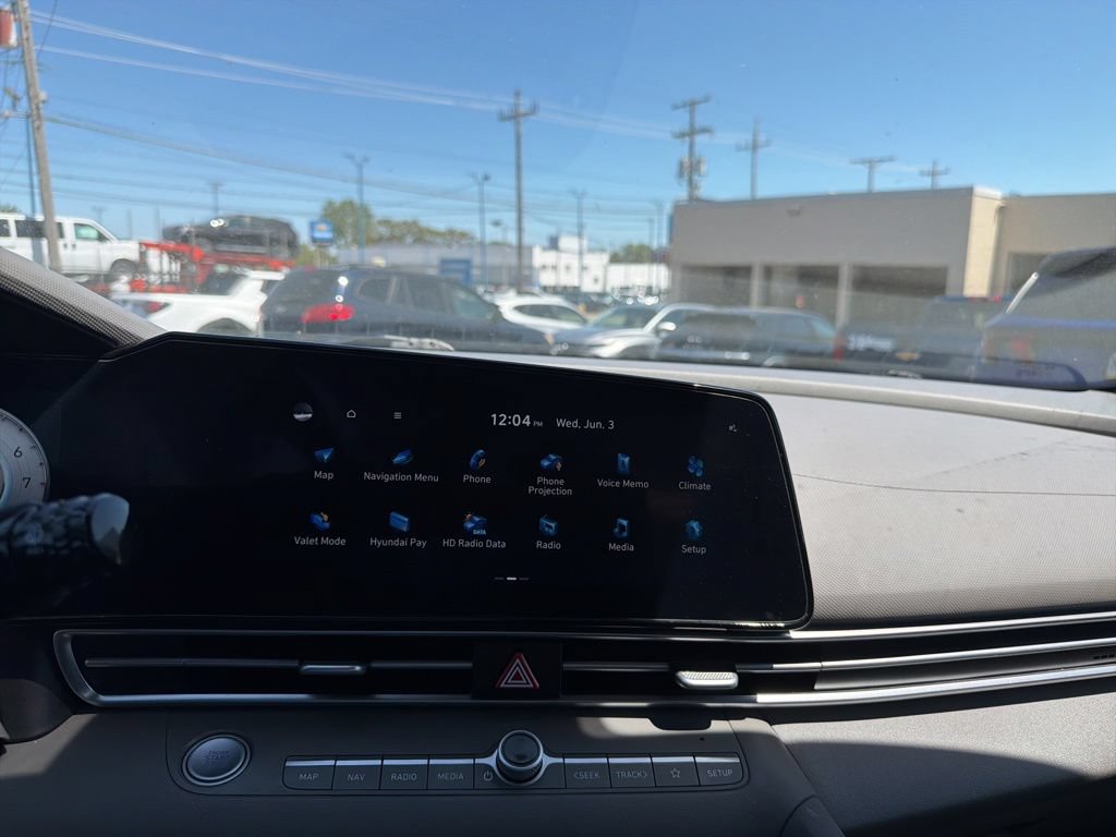 Used 2023 Hyundai Elantra SEL w/ Convenience Package FWD image 17